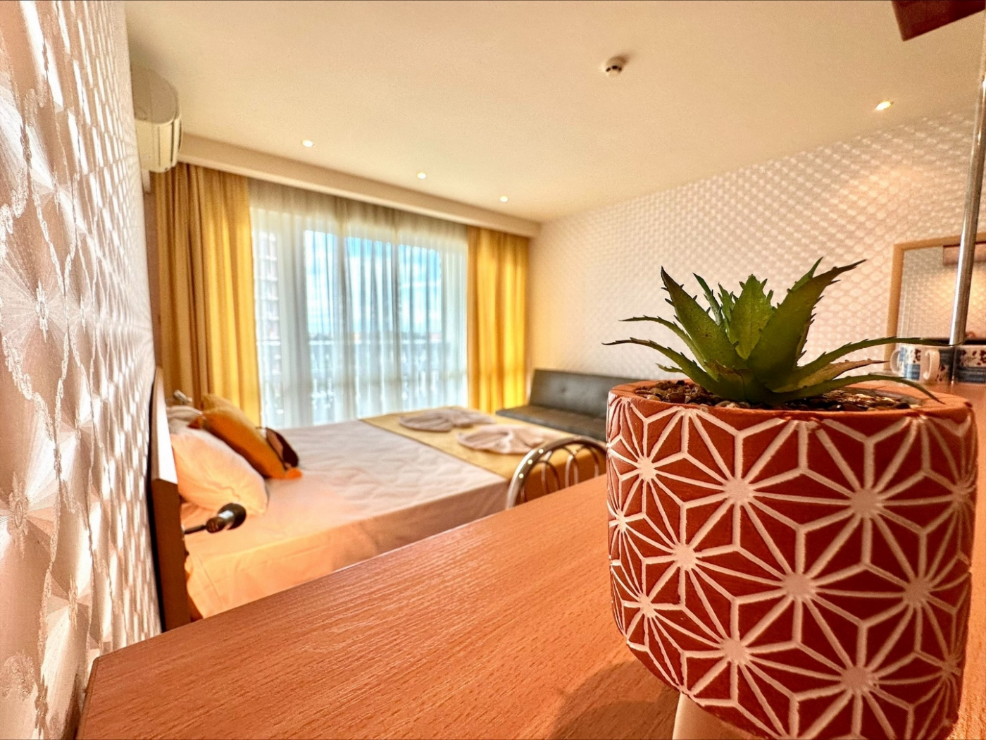 Miramar Palace apartament S713