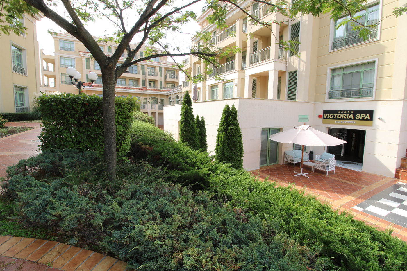Flores Garden Aparthotel