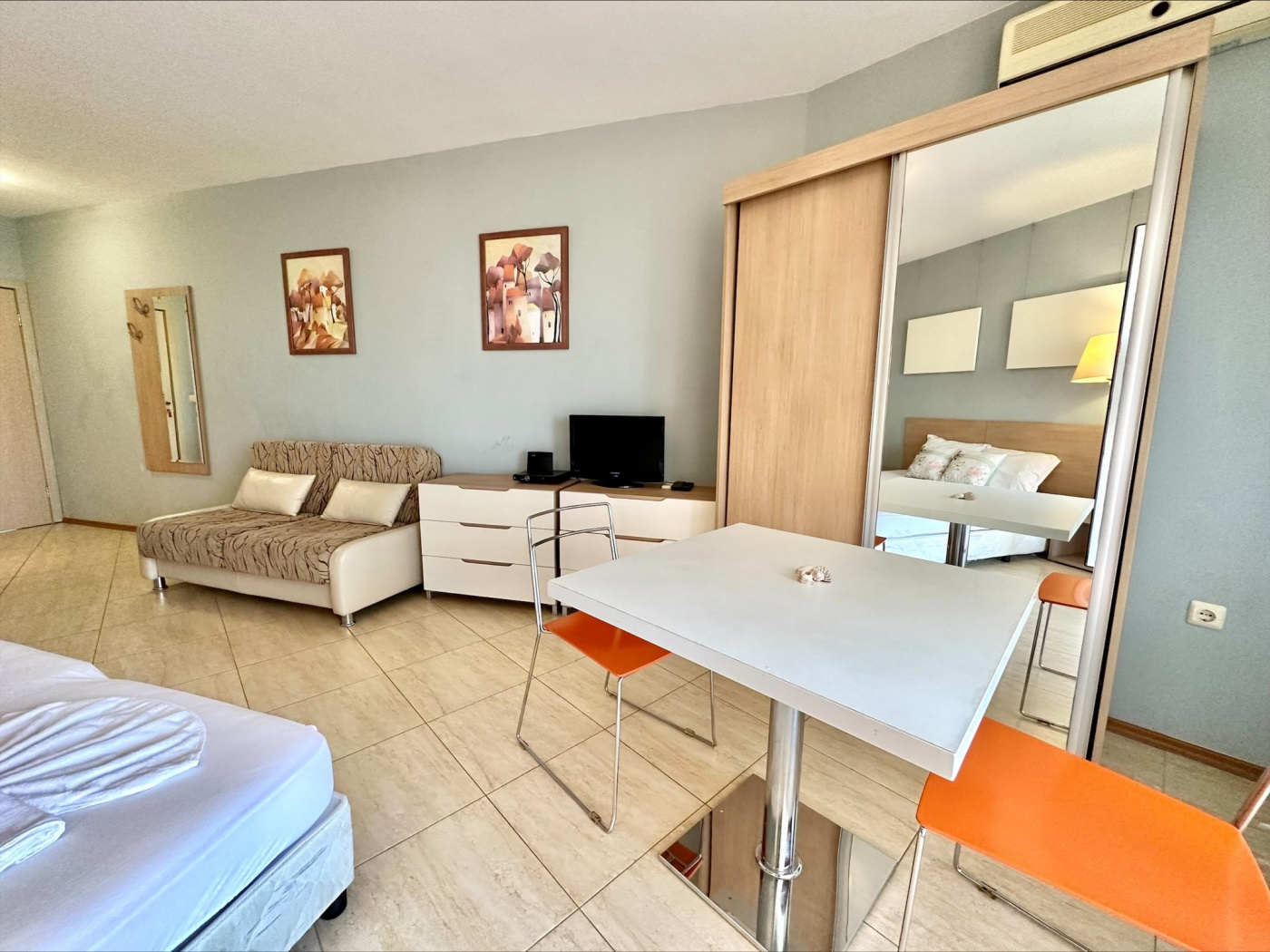 Aheloy Palace apartament J 209