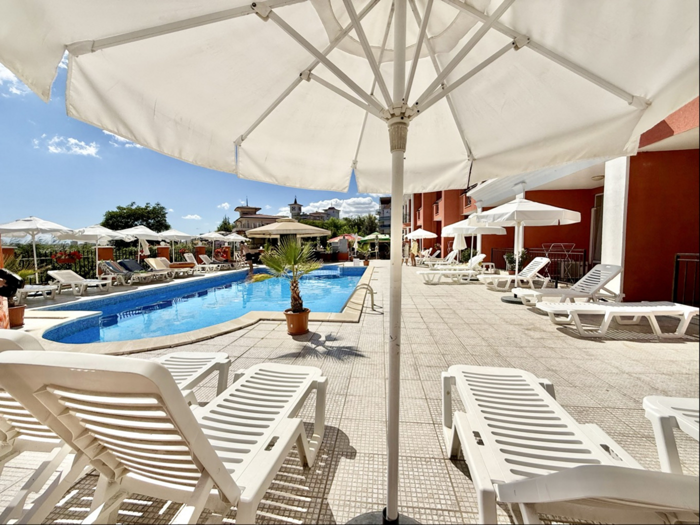 Carina Beach Aparthotel