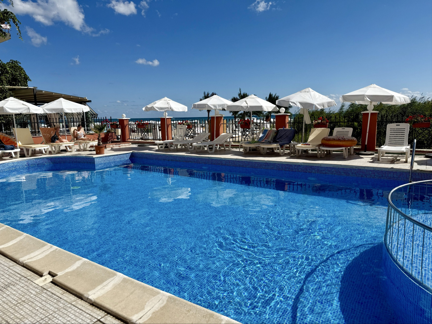 Carina Beach Aparthotel