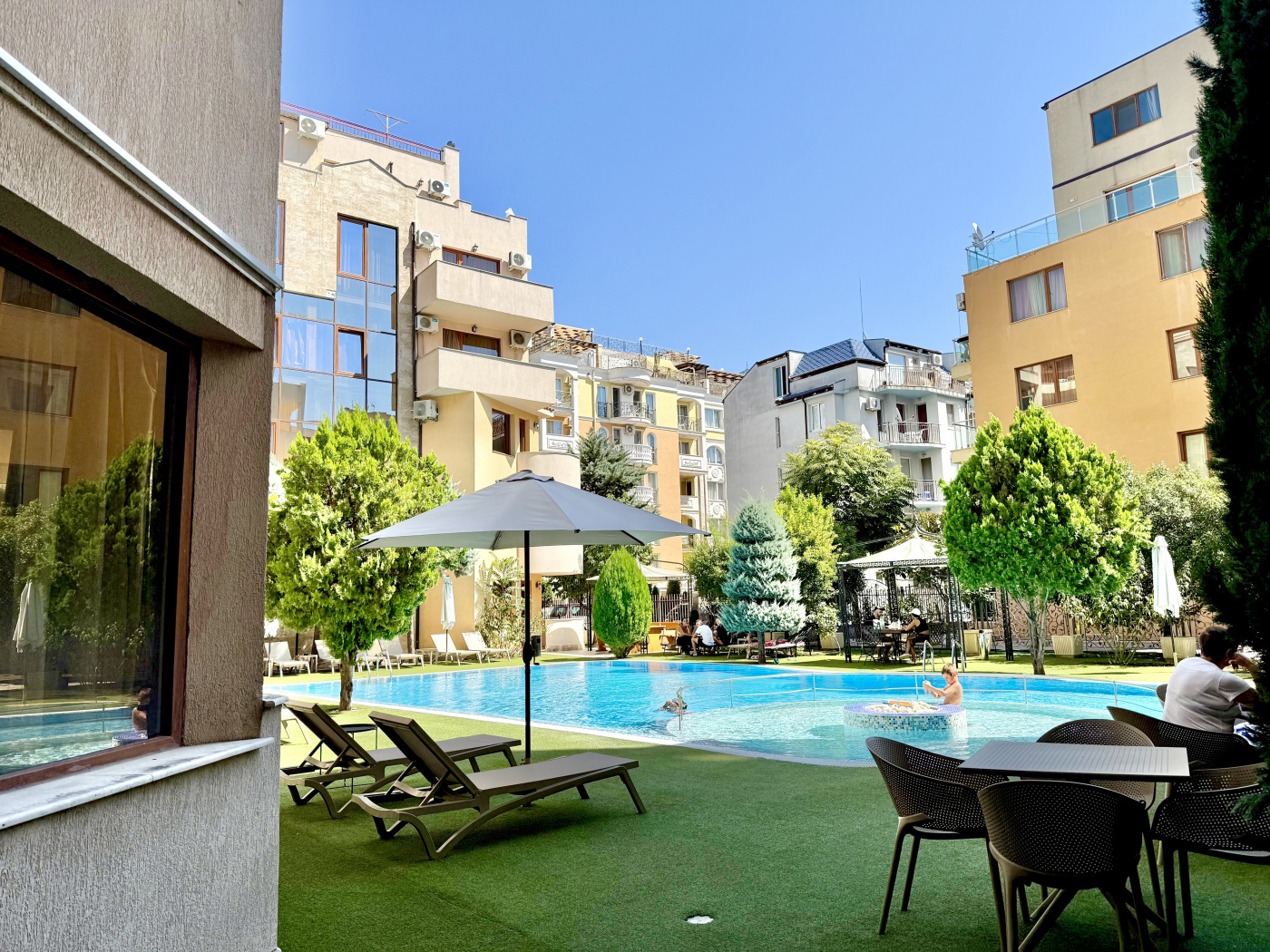 Emerald Paradise Aparthotel